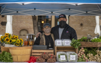 Green Bexar Farm en el Pearl Farmers Market en San Antonio Texas USDA FlickrCC