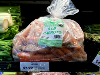 Market label for carrots