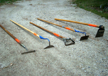 From left to right, a collinear hoe, a swan-neck hoe, a stirrup hoe, a “regular” hoe, andan eye-hoe.