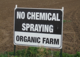 No Chemical Spraying sign