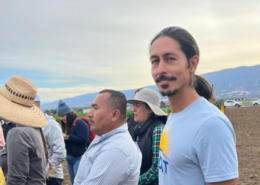 Photo of Omar Rodriguez among other Latino Farmer Conference attendees